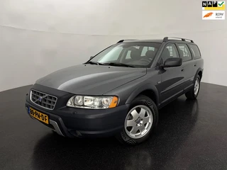 Volvo XC70 2.5 T Momentum / Automaat / Cruise / Trekhaak