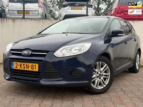 Ford Focus Wagon 1.6 TDCI ECOnetic Lease Trend/CAMERA/NAVI/PDC/CRUISE/APK 11-2027/TREKHAAK/