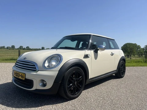 Mini Mini 1.6 One Holland Street airco navi 295870 nap bj 2013 zeer mooi