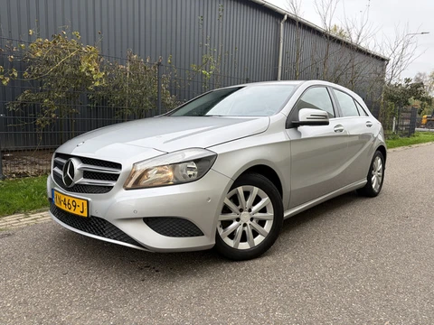 Mercedes-Benz A-Klasse 180 Ambition / AUTOMAAT / LEER / NAVI / CRUISE / INCL BTW