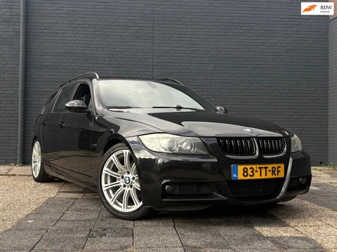 BMW 3-serie Touring 320i High Executive | Pano | Leder | Trekhaak