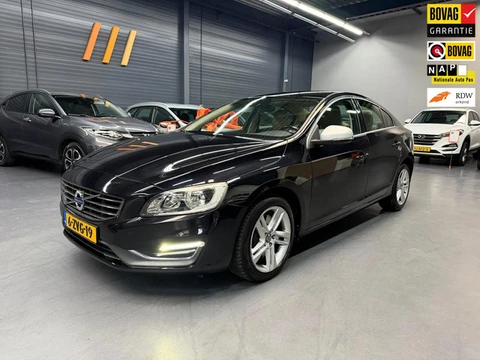 Volvo S60 2.0 T5 Summum AUTOMAAT LEDER STOELVERWARMING NAP NL AUTO