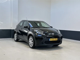 Toyota Aygo X 1.0 VVT-i MT Play |Apple Carplay/ Android auto | Bluetooth | Camera| NL | 1 Eig |