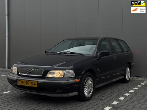 Volvo V40 1.8 Exclusive | Automaat | APK 26-09-2027 | stoelverwarming | Airco | elektrische ramen en