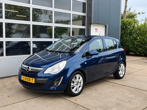 Opel Corsa 1.4-16V Cosmo Climate control 5-deurs