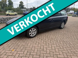 Volvo V70 2.0 D2 Classic Edition - LEES ADVERTENTIE - APK 07-2027 - BPM- Trekhaak - Navigatie - Park