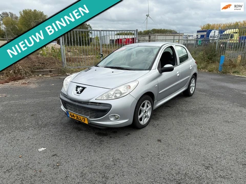 Peugeot 206 + 1.4 XS LEUKE AUTO RIJDT EN SCHAKELT GOED