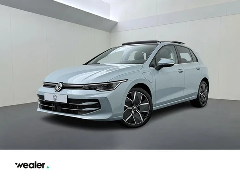 Volkswagen Golf 1.5 eHybrid Style Edition | 204 PK | Trekhaak wegklapbaar | Adaptive Cruise Control 