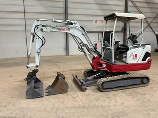 Takeuchi TB 225 (bj 2018)
