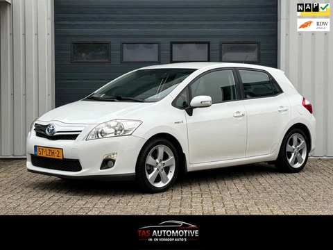 Toyota Auris 1.8 Full Hybrid Executive NAVI / CRUISE / PDC