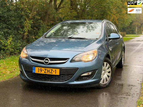 Opel Astra Sports Tourer 1.3 CDTi S/S Cosmo | Cruise + Navi Nu € 1.950,- !!!