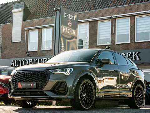 Audi Q3 Sportback 45 TFSI e S Edition BLACK OPTIC 20 INCH CAMERA STOELVERW DODEHOEK CHRONOSGRIJS