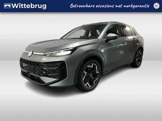 Volkswagen T-Roc 1.5 eTSI R-Line / FABRIEKSGARANTIE TOT 02-2028/ AUTOMAAT/ TREKHAAK/ NAVI/ CLIMA/ ST