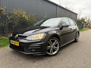 Volkswagen Golf 1.5 TSI Highline / R-LINE / AUTOMAAT / VIRTUAL / NAVI / CARPLAY / CRUISE