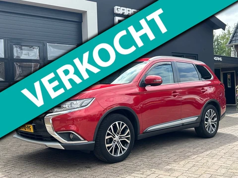 Mitsubishi Outlander 2.0 Connect Pro Carplay/Trekhaak/Camera
