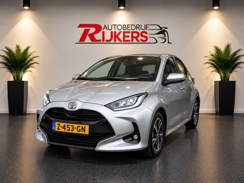 Toyota Yaris 1.5 Hybrid 115 First Edition |Carplay|Camera|automaat|Adaptive cruise control|Nederland