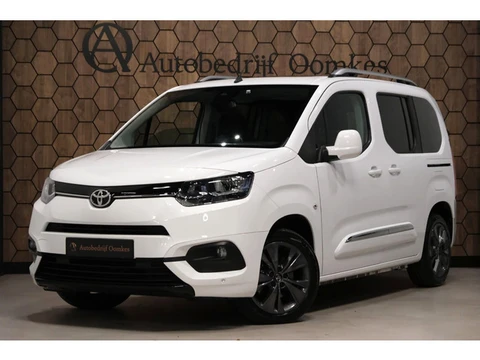 Toyota ProAce CITY Verso *56.302km* |PANORAMADAK| 5 persoons Nieuwstaat! Camera/Navigatie/Apple Carp