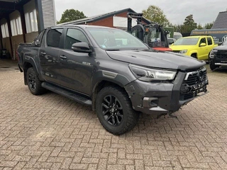 Toyota Hilux 2.8 D-4D 150KW Double Cab 5P AUT. AIRCO KLIMA 4WD LEER