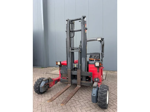 Moffet M4 25.4 Meeneemheftruck-Kooiaap