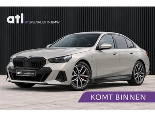 BMW 5-serie 530e M-Sport Pro | HUD | B&W | ACC | Carbon | 360 | Stoelventilatie | Keyless | Verwarmd