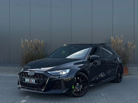 Audi RS3 Sportback 2.5 TFSI RS 3 quattro | Kuip | Pano | Carbon