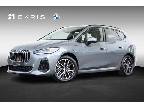 BMW 2 Serie Active Tourer 230e xDrive | M Sportpakket | Panoramadak | Trekhaak | Driving Assistant P