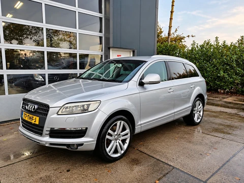 Audi Q7 3.0 TDI quattro Pro Line+ 5+2