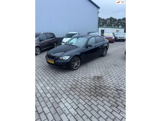 BMW 3-serie 318i High Executive