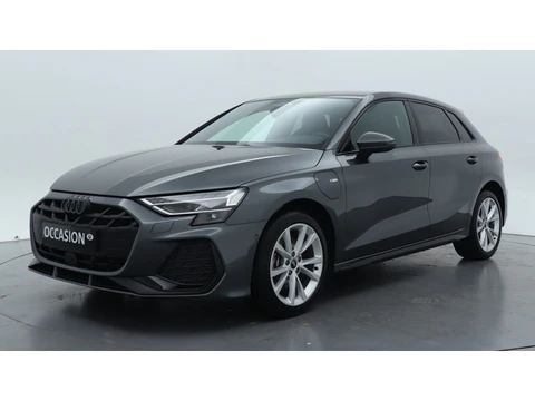 Audi A3 Sportback 40 TFSI e 204PK S edition | Camera | Stoelverwarming | Zwart optiek |
