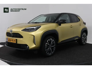 Toyota Yaris Cross 1.5 Hybrid Launch Edition (PANORAMADAK, TREKHAAK, CAMERA, STOELVERWARMING)