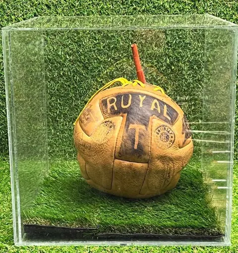 1920 - Het T-model!!! Wereldkampioenschappen voetbal uit