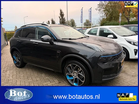 Lynk & Co 01 1.5 / 1E EIGENAAR / 360 GRADEN CAMERA / NAVIGATIE / ELEK. SCHUIFDAK / CRUISE CONTROL / 