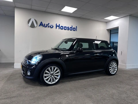Mini 3-Deurs 1.6 Cooper|120PK|WESTMINSTER|NAVI|LEDER|XENON|17"