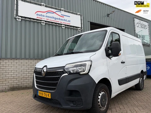 Renault Master T35 2.3 dCi 135 L1H1