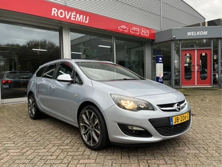 Opel Astra Sports Tourer 1.4 Turbo Blitz Trekhaak, Bluetooth, Cruise, Parkeersensoren.
