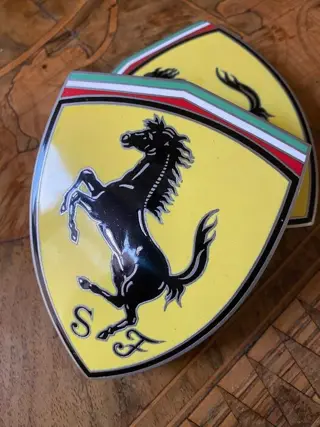 Embleem/mascotte/kenteken - Scudetti laterali Ferrari in