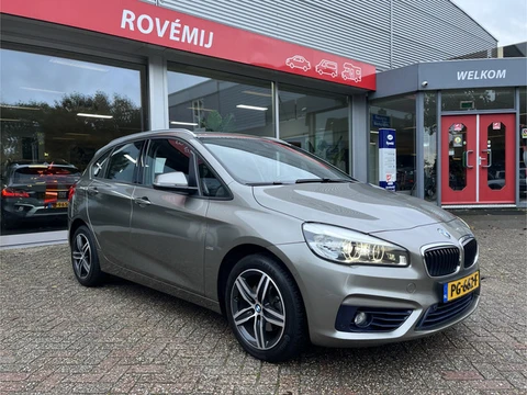 BMW 2 Serie Active Tourer 218i Corporate Lease Executive AUTOMAAT, Trekhaak, Camera, Clima, Cruise, 