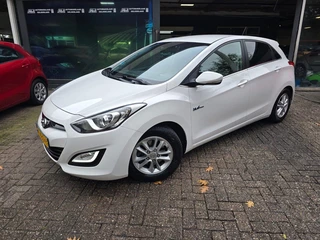Hyundai i30 1.6 GDI i-Motion Plus | NIEUWE APK | NAVI | CAMERA | CRUISE | LMV | GOED ONDERHOUDEN |