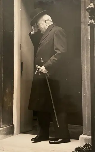 ANP Foto - Winston Churchill leaves for the Conservative