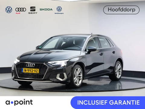 Audi A3 Sportback 40 TFSI e Business edition 204 pk S-tronic | Navigatie | Parkeersensoren (Park ass