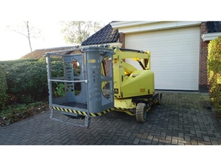 PB Topdino 121 knikarmhoogwerker