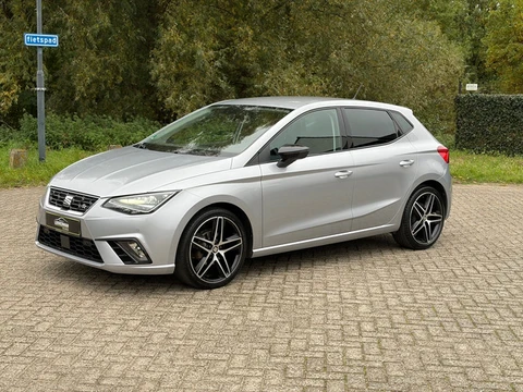SEAT Ibiza 1.0 TSI FR 1E EIG I UNIEK I LED I CAMERA I CARPLAY I CRUISE I NWE APK