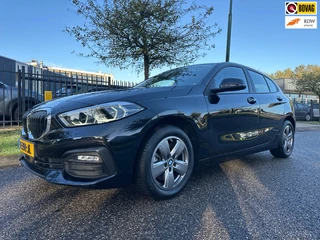 BMW 1-serie 118i Business Edit Automaat Clima Navi 33.094 KM NL-Auto