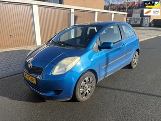 Toyota Yaris 1.3 VVTi Sol
