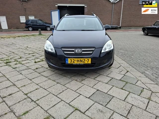 Kia Cee'd Sporty Wagon 1.4 Fifteen