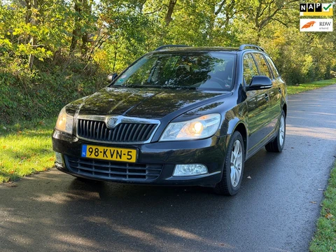 Skoda Octavia Combi 1.4 TSI Ambition Business Line | Cruise + Clima Nu € 1.975,-!!!