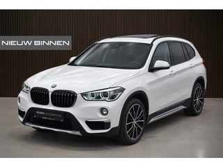 BMW X1 sDrive20i Orange Edition II | Harman Kardon | Panoramadak | Head-Up Display | Trekhaak | Stoe