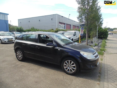 Opel Astra 1.6 Temptation MET AIRCO 2008 trekhaak