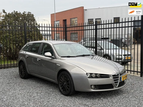 Alfa Romeo 159 Sportwagon 1.8 mpi Business CLIMA!NAVI!APK2027!KOOPJE!