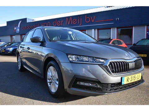 Škoda Octavia Combi 1.0 TSI Ambition , TREKHAAK , CR CONTR , LED KOPL , VIRTUAL COCKPIT , NAVI , CLI